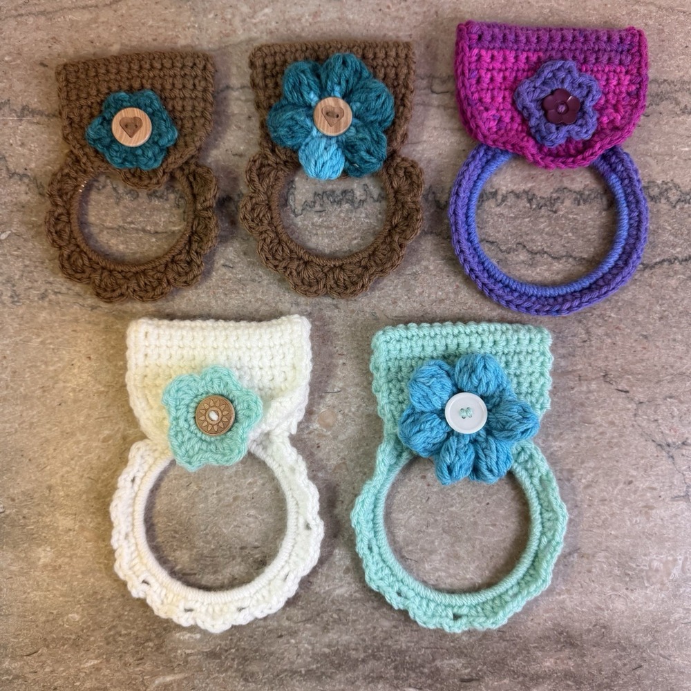 Handmade Crochet Hanging Towel Topper/Holder‎ NWOT Set Of 5 Cottagecore Granny